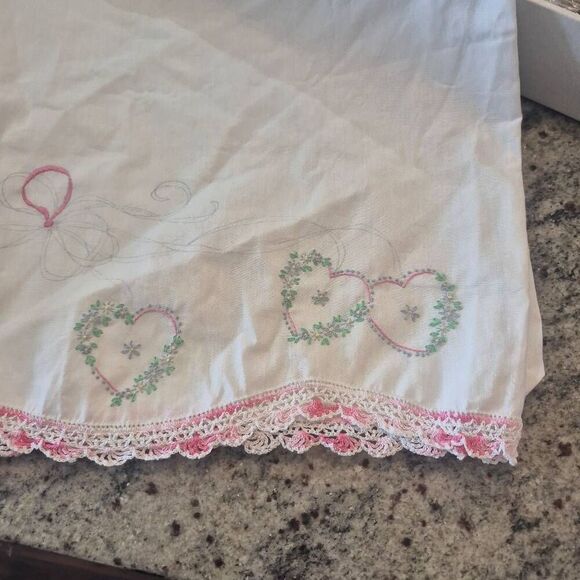 Pillowcases (2), White Cotton, Vintage Pink Variegated Crochet Heart Embroidery - Picture 9 of 12